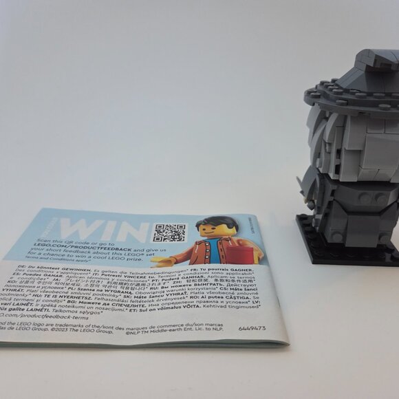 LEGO BrickHeadz Gandalf the Grey 40631 – Built - Picture 3 of 5